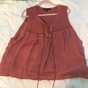 kendal and kylie tank top.